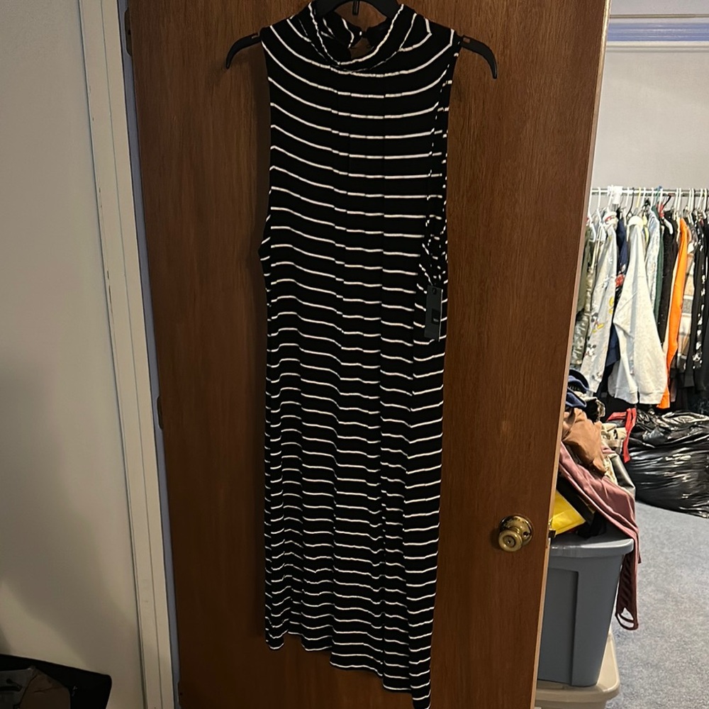 Mossimo for Target Black and White Sleeveless Sheath Dress